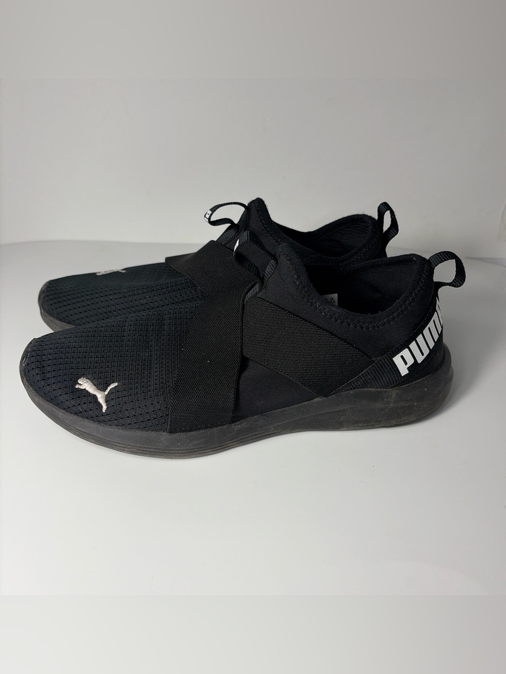 Puma Men’s Black Slip-On Athletic Sneakers Worn Women Size 10 US